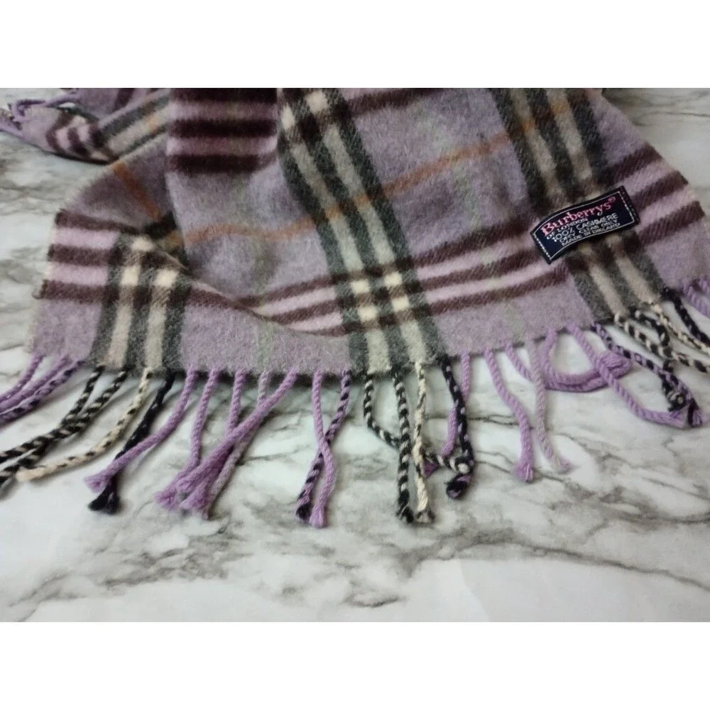 *FLAWED* VINTAGE Burberrys of London 100% Cashmere Scarf
